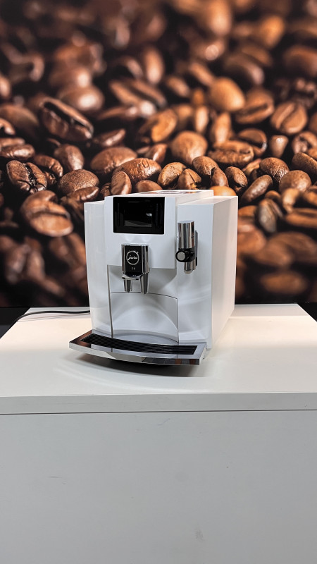 Jura E8 - white