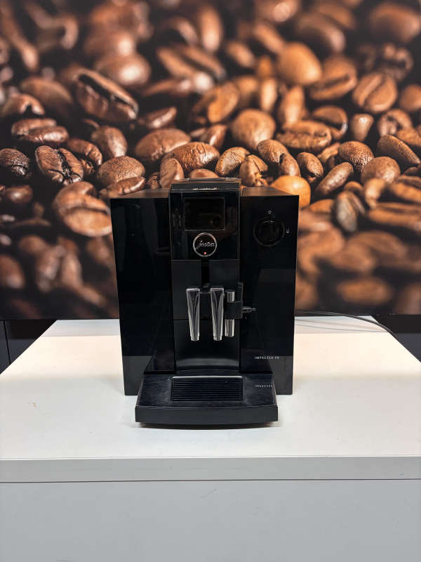 Jura F8 1